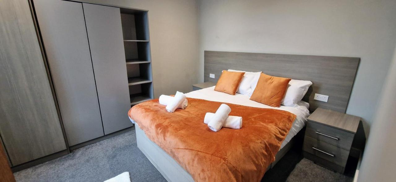 Central Reading Modern 3Br Flat - Walk To Station And High Street Εξωτερικό φωτογραφία