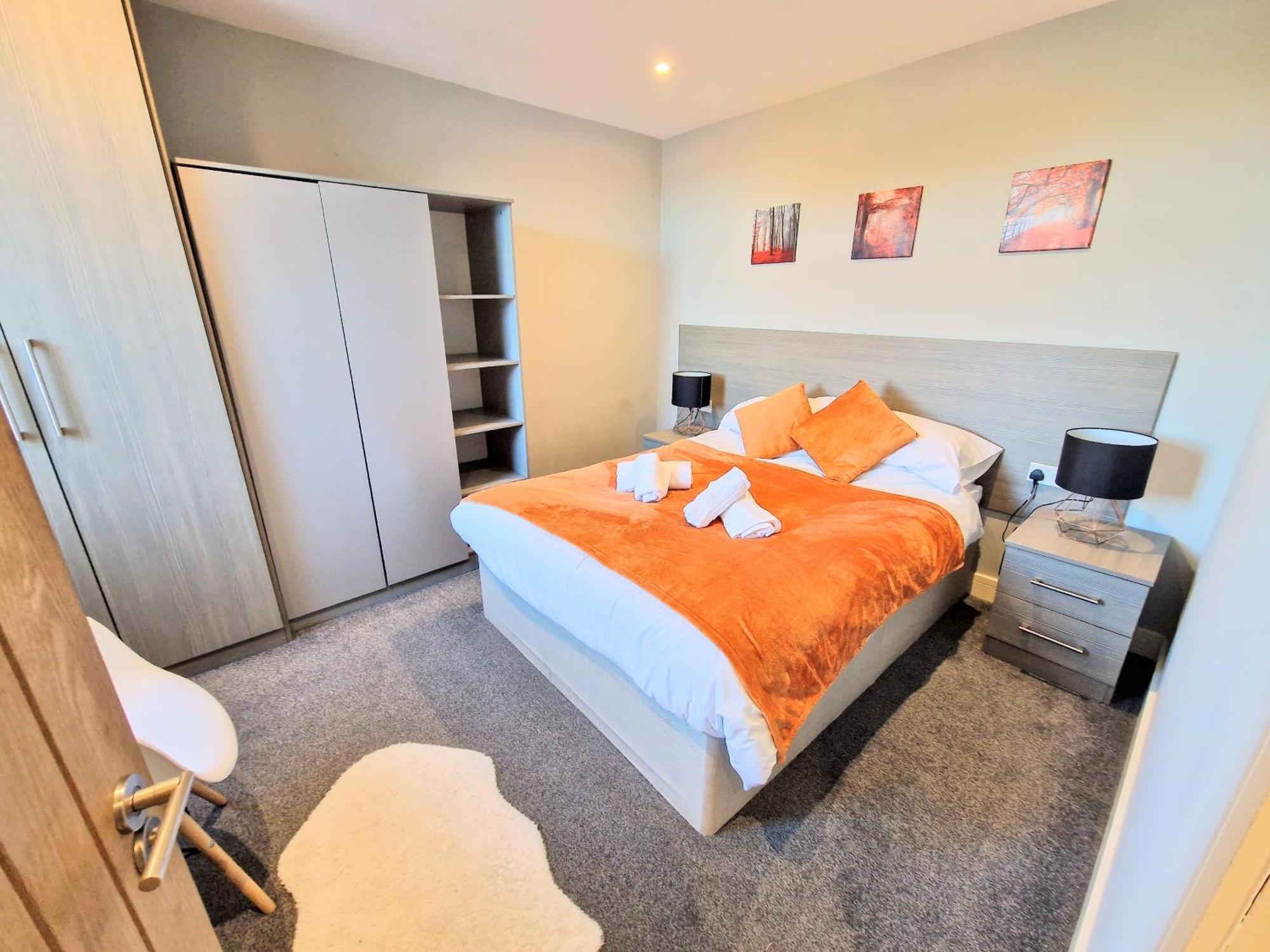 Central Reading Modern 3Br Flat - Walk To Station And High Street Εξωτερικό φωτογραφία