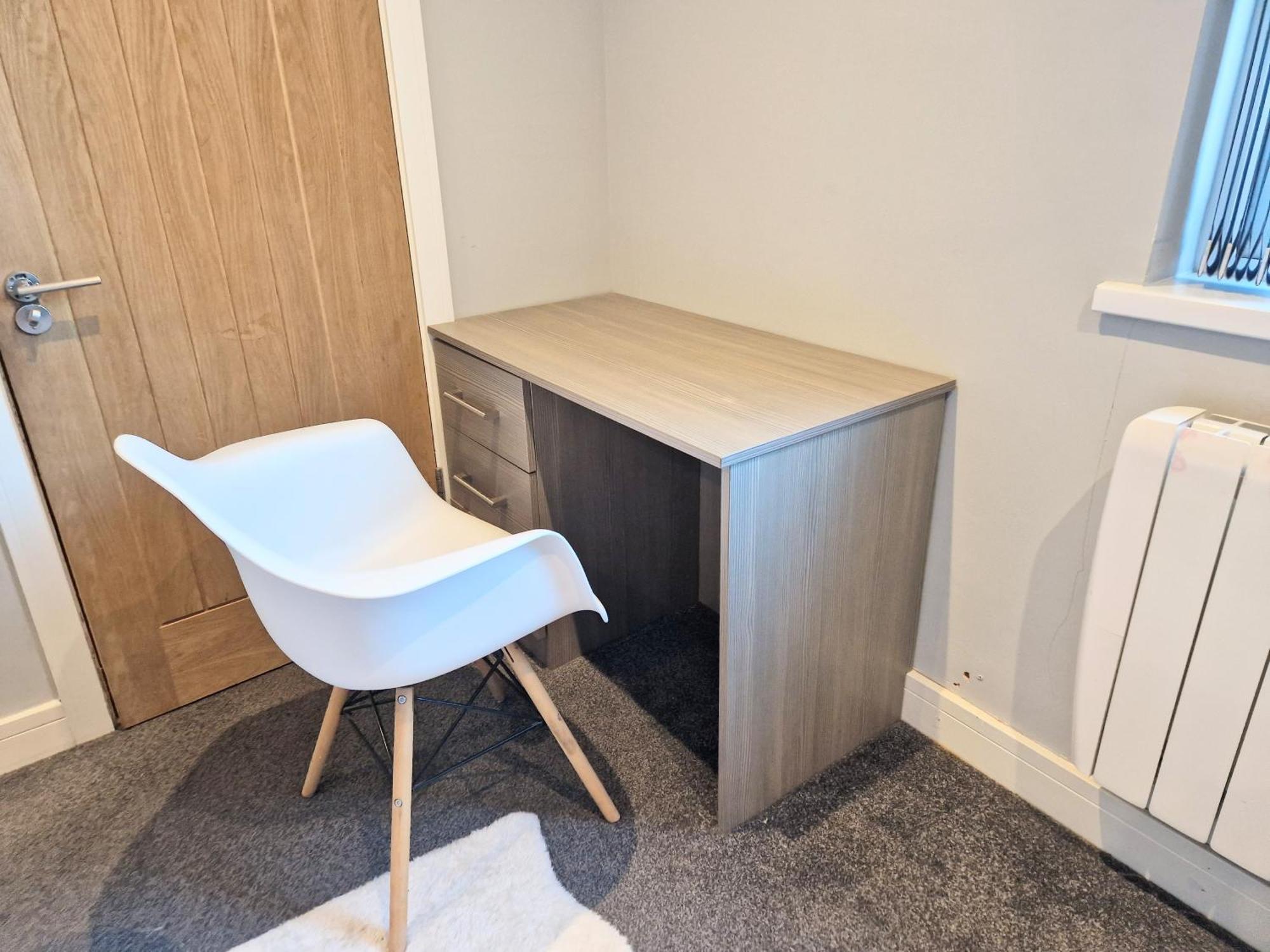 Central Reading Modern 3Br Flat - Walk To Station And High Street Εξωτερικό φωτογραφία